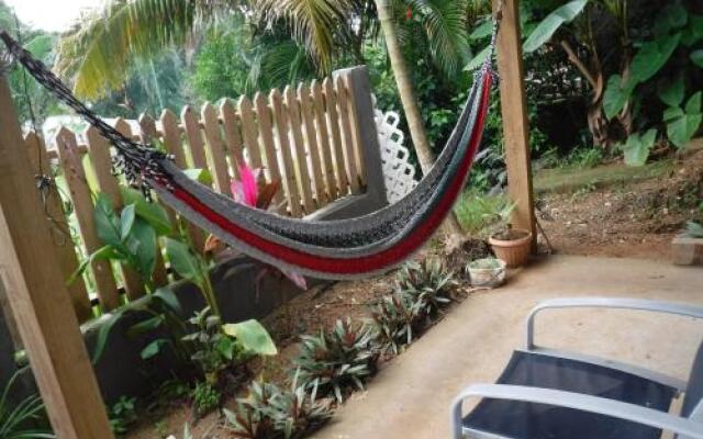 Roatan Backpackers' Hostel