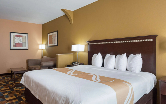 Quality Inn & Suites Buda