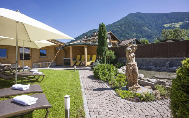 Hotel Alpina