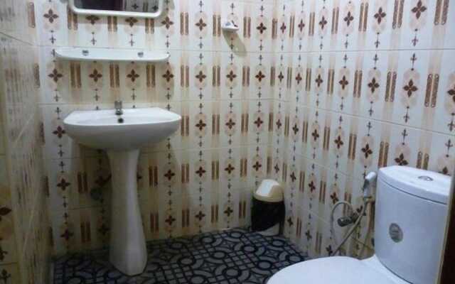 Sarathchandra Tourist Guest House
