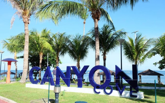 Canyon Cove Hotel & Spa