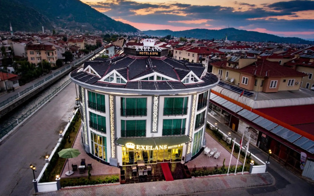 Exelans Hotel