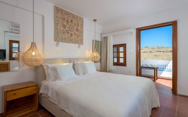 Maris Lindos, Suites and Apartments