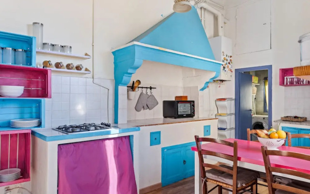 Piazza della Repubblica & Cisternone Apartment