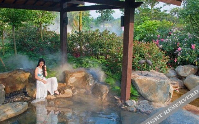 Yihe Hot Spring City Hotel