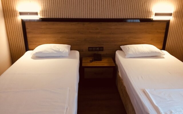 Suvari Hotel