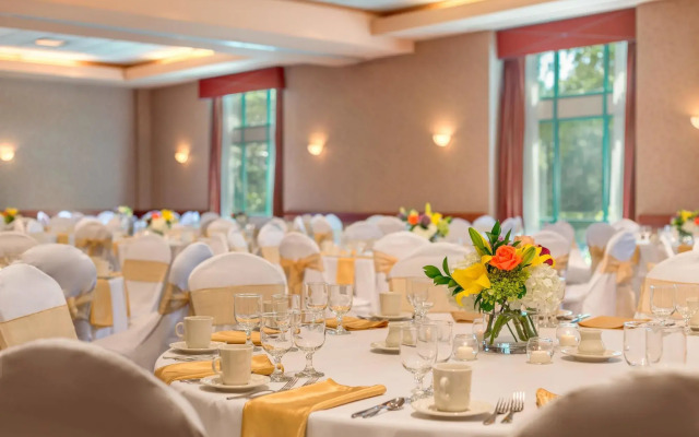 Embassy Suites by Hilton Raleigh Durham Research Triangle