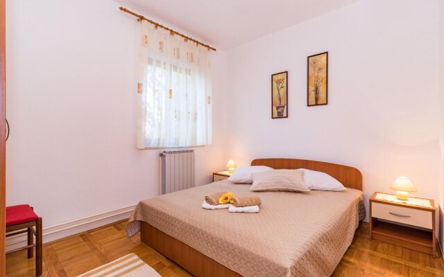 Stunning Home in Pula With Wifi and 4 Bedrooms