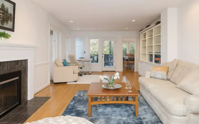 Large Capitol Hill Home Family Retreat
