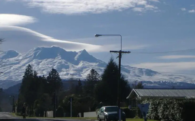 Alpine Backpackers Lodge