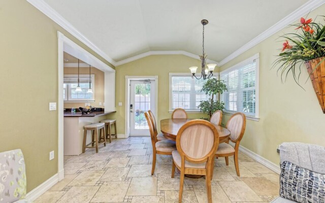 Anna Maria Island Surfside Bungalow
