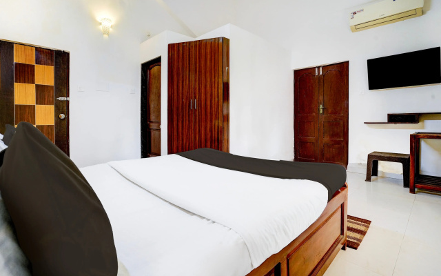 OYO 9741 Triple Beach Guest House