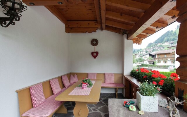 Welcoming Apartment in Ramsau Im Zillertal Near Ski Area