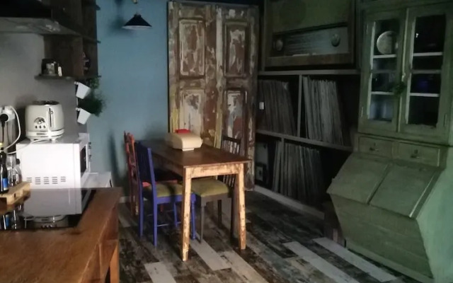 Stunning 2-bed House in Beautiful Area of Lisboa