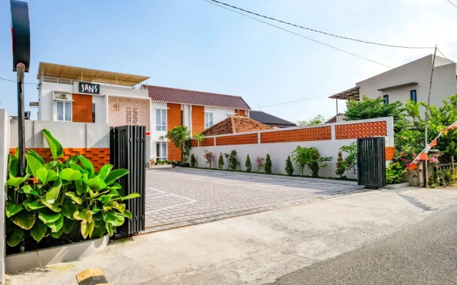 Sans Stay Meizan Malioboro Yogyakarta