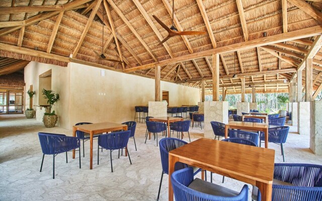 Santomar Tulum A102 By Lockey
