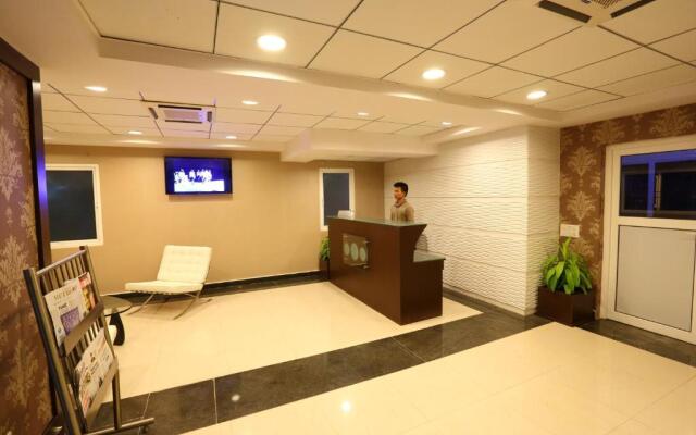 Crest Executive Suites