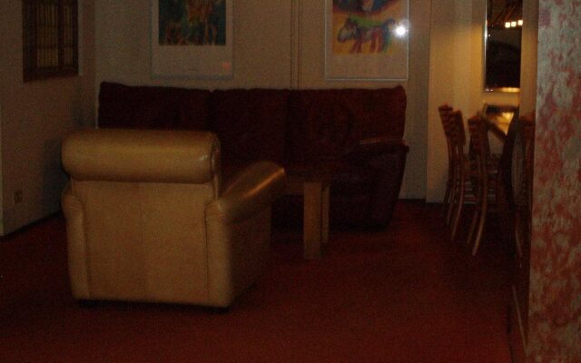Rho Hotel