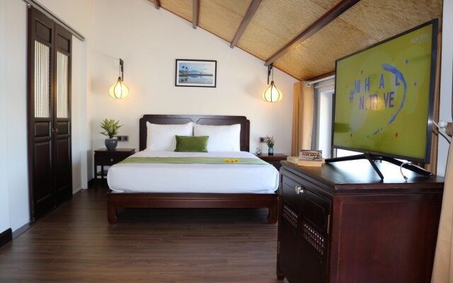Roxana River Villa