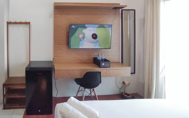 Homey Studio With Easy Pool Access Apartment At Suncity Residence