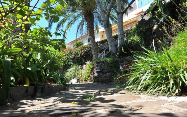 Bungalow With one Bedroom in Sâo Martinho, Funchal, With Wonderful sea View, Enclosed Garden and Wifi