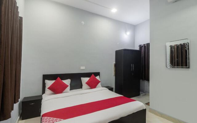 Hotel Golden Leaf by OYO Rooms