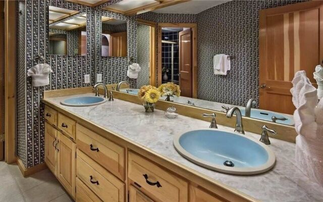 Senner Chalet At Ski Time