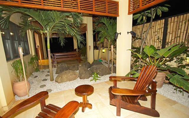 Casa Canopy