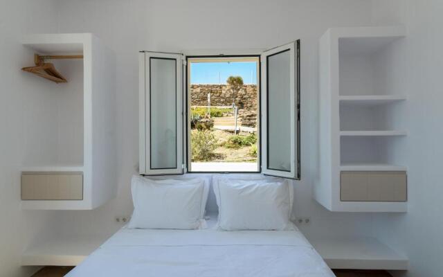 La Chapelle Ouest in Tinos