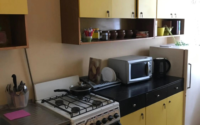 Smart econom for near Opera