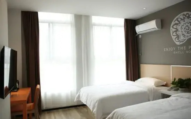 Shell Nanjing Jiangning District University City Hotel