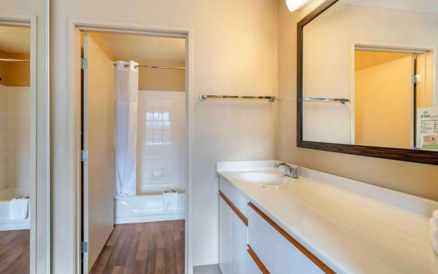 Extended Stay America Select Suites Chicago Westmont Oak Brook