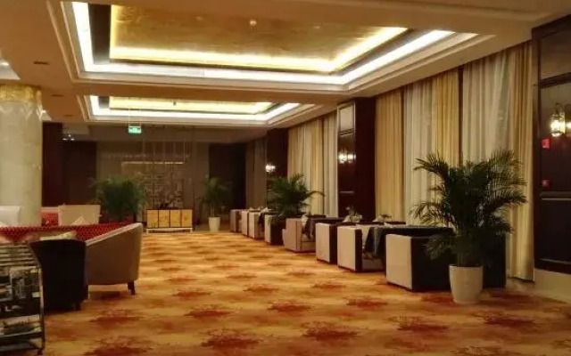 Zhongyi Holiday Hotel