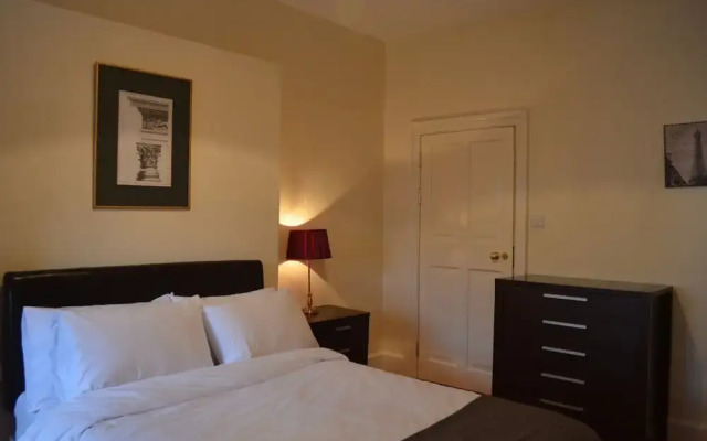 Metrostays - O'Connell Street 85-3