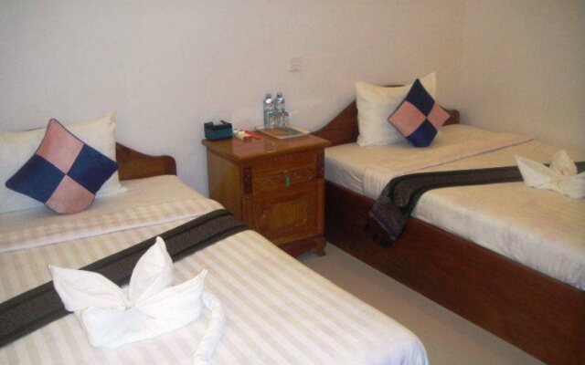 Reaksmey Krong Kep Guesthouse