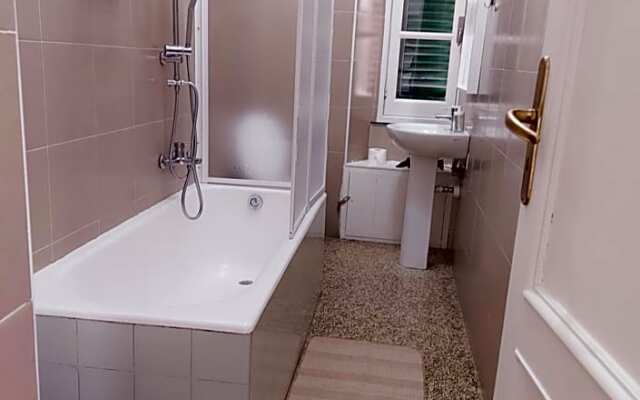 Brignole C Genova Rooms