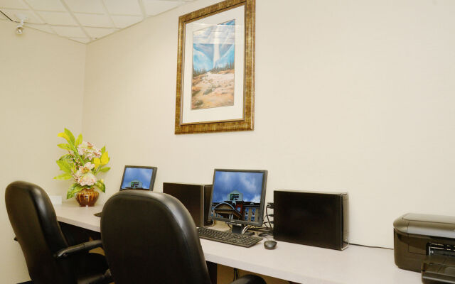 Holiday Inn Express Hotel & Suites Edson by IHG