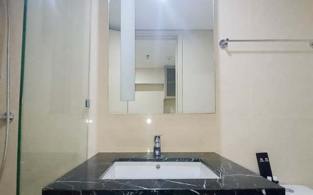 Best Deal And Comfy Studio Apartment Warhol Residences