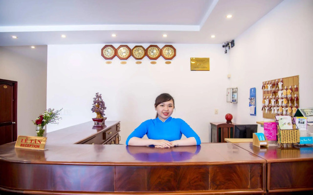 Bien Xanh Hotel