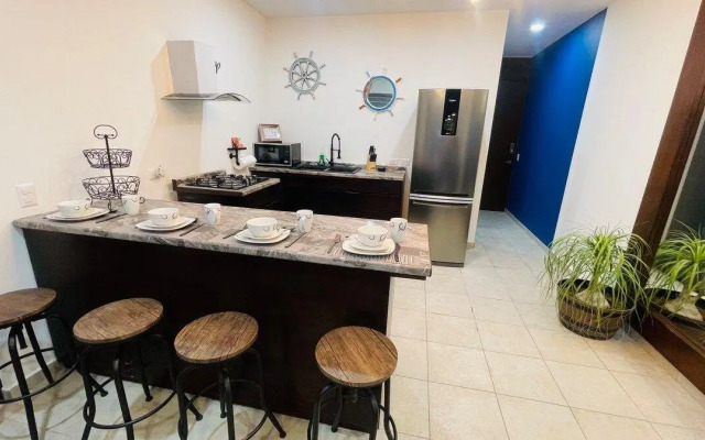 Céntrico #Condo vista al Mar con alberca 2br