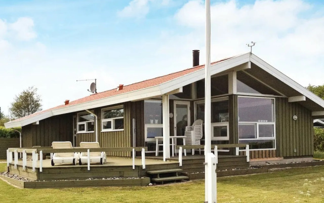 6 Person Holiday Home in Borkop