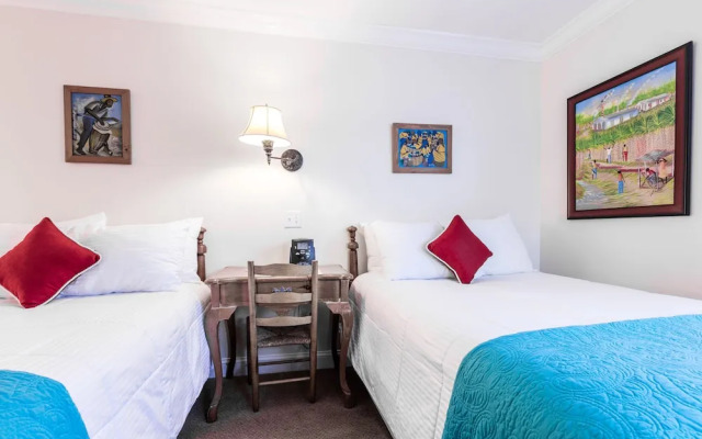 The Caribbean Court Boutique Hotel