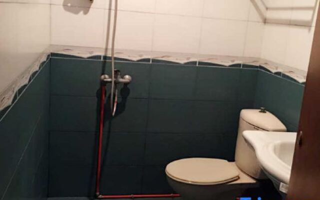 Hongxing Hostel