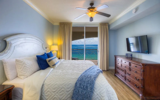 Azure 606 4 Bedroom Condo