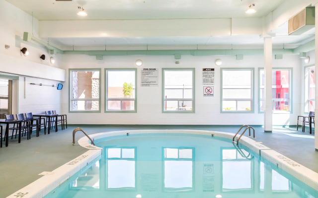 Comfort Inn And Suites