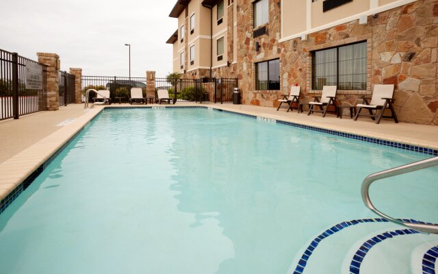 Holiday Inn Express And Suites Marble Falls