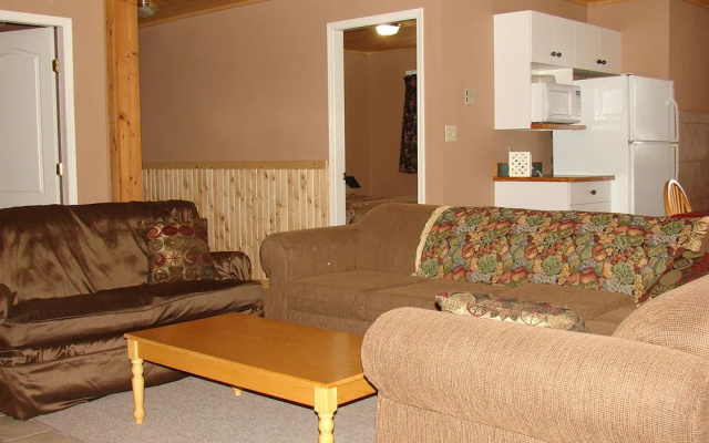 Apex Whitetail Chalet