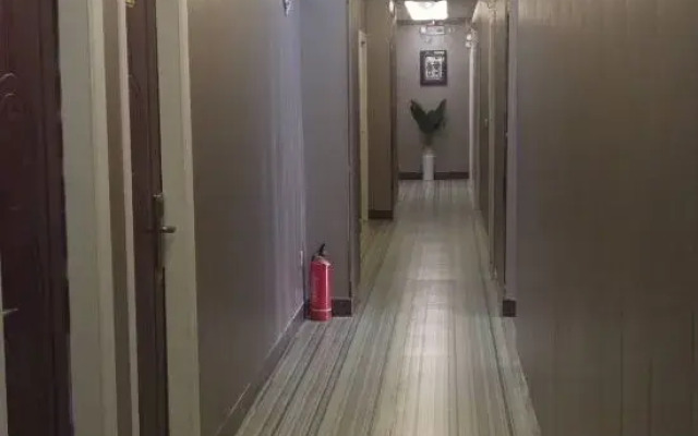 Fenggang Gutian Hotel