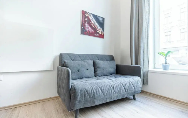 Affordable Stay Near Wiener Stadthalle