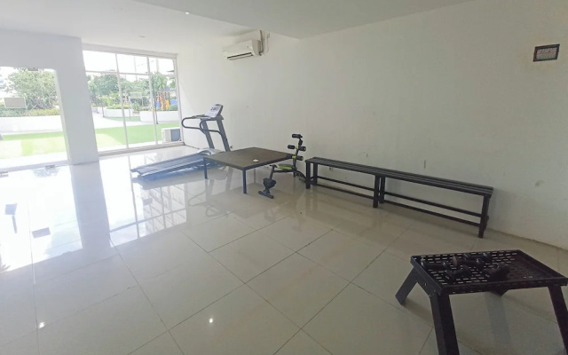 Minimalist And Nice 2Br Apartent At Royal Makassar